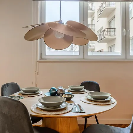 P&o Wiejska I * Warschau