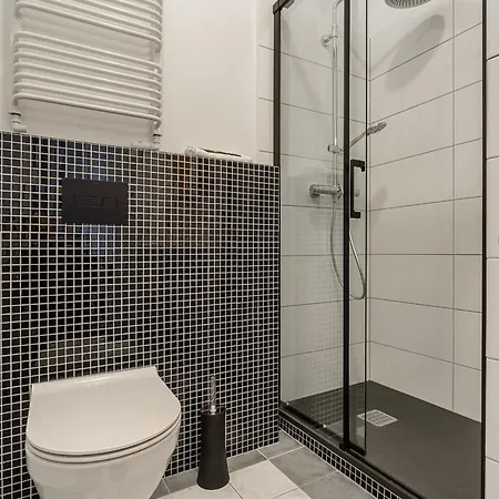 P&o Wiejska I * Warschau