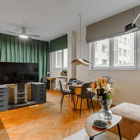 P&o Wiejska I Varsó