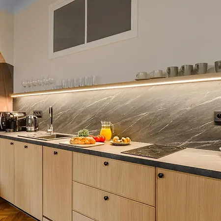 Apartman P&o Wiejska I Varsó