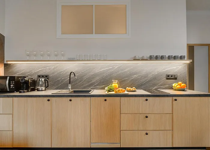 P&o Wiejska I Warsaw